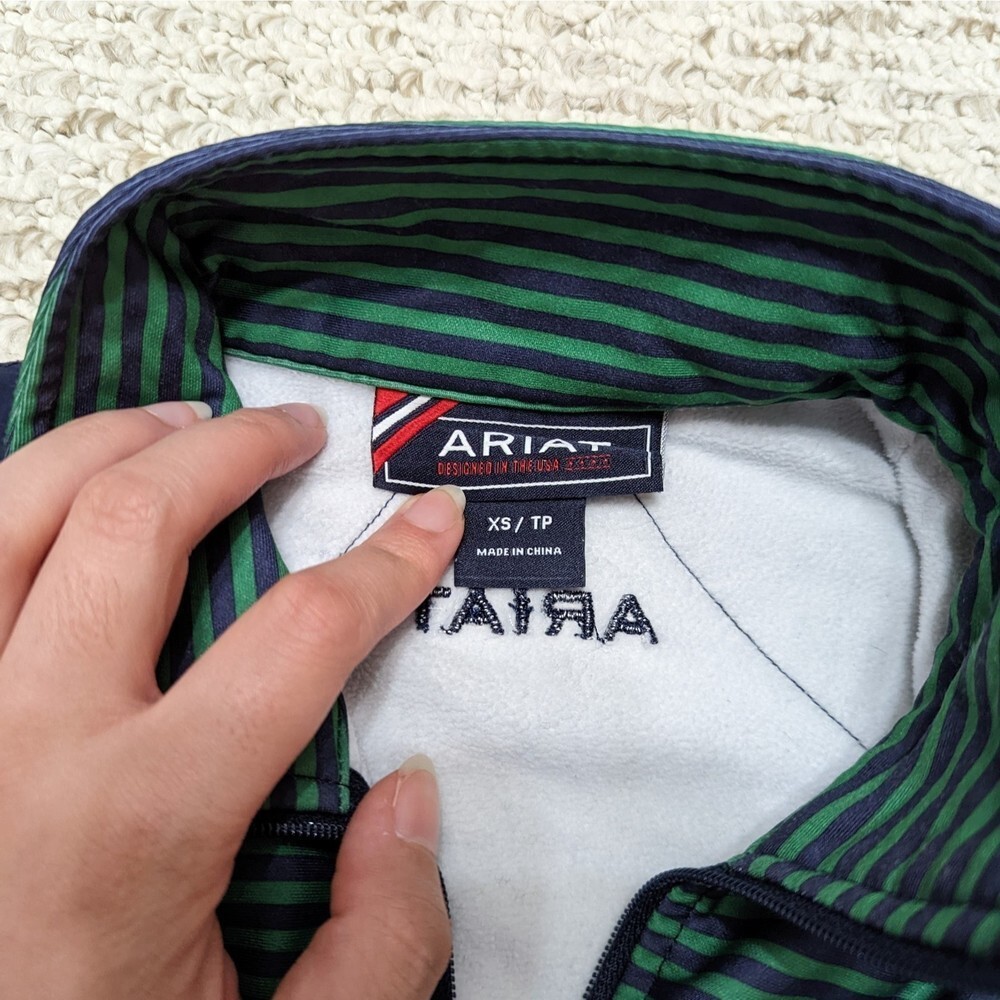 Ariat Women's Size XS Long Sleeve Fleece-lined 1/4 Zip Pullover Sweater - Picture 3 of 4